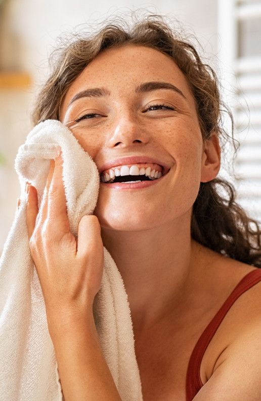 Dry your skin with towel after 80 minutes of swimming or sweating.